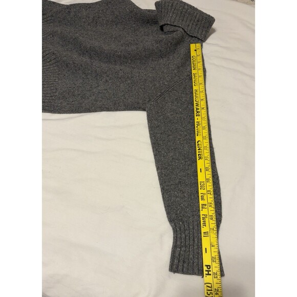 Old Navy Collection Junior Girls Gray Sweater Size Large Gifts Preppy Minimalist - Picture 7 of 7